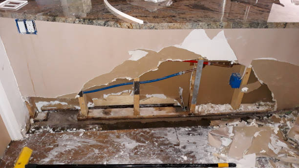 Best 24/7 water damage repair  in Laverne, OK
